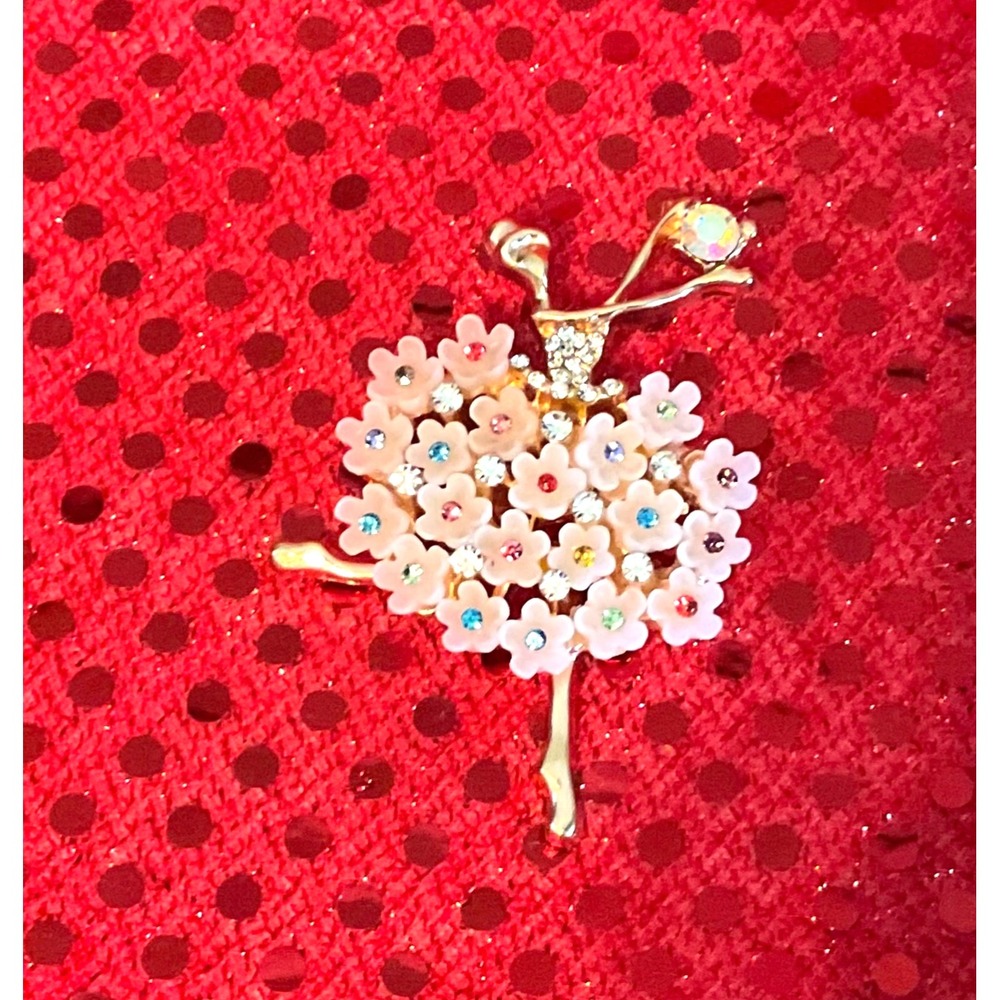 VINTAGE BALLERINA w/ RHINESTONES on WHITE Floral TUTU BROOCH AURORA BOREALIS!